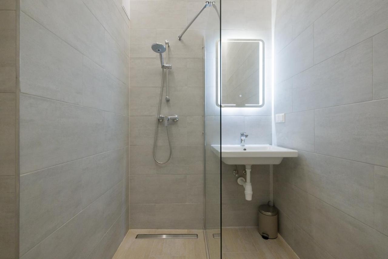 Relax Apartments 1120 Wina Bagian luar foto